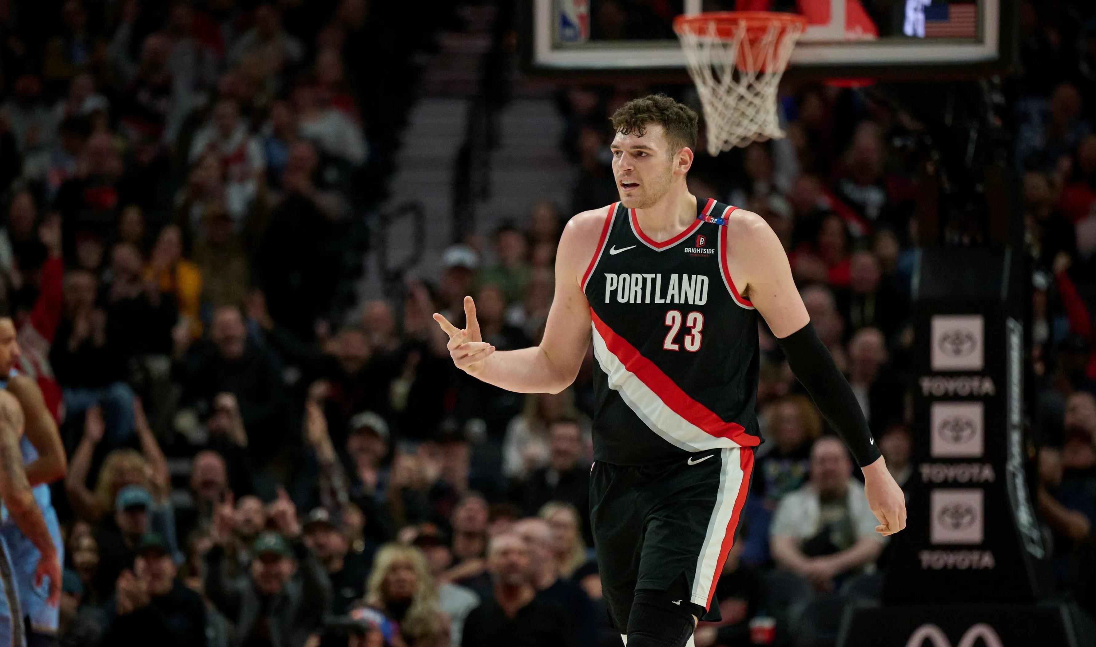 包含波尔图发布备战花絮;转会期单刀错失;NBA季后赛任务艰巨;轮换策略成焦点的词条 包含波尔图发布备战花絮;转会期单刀错失;NBA季后赛任务艰巨;轮换策略成焦点的词条