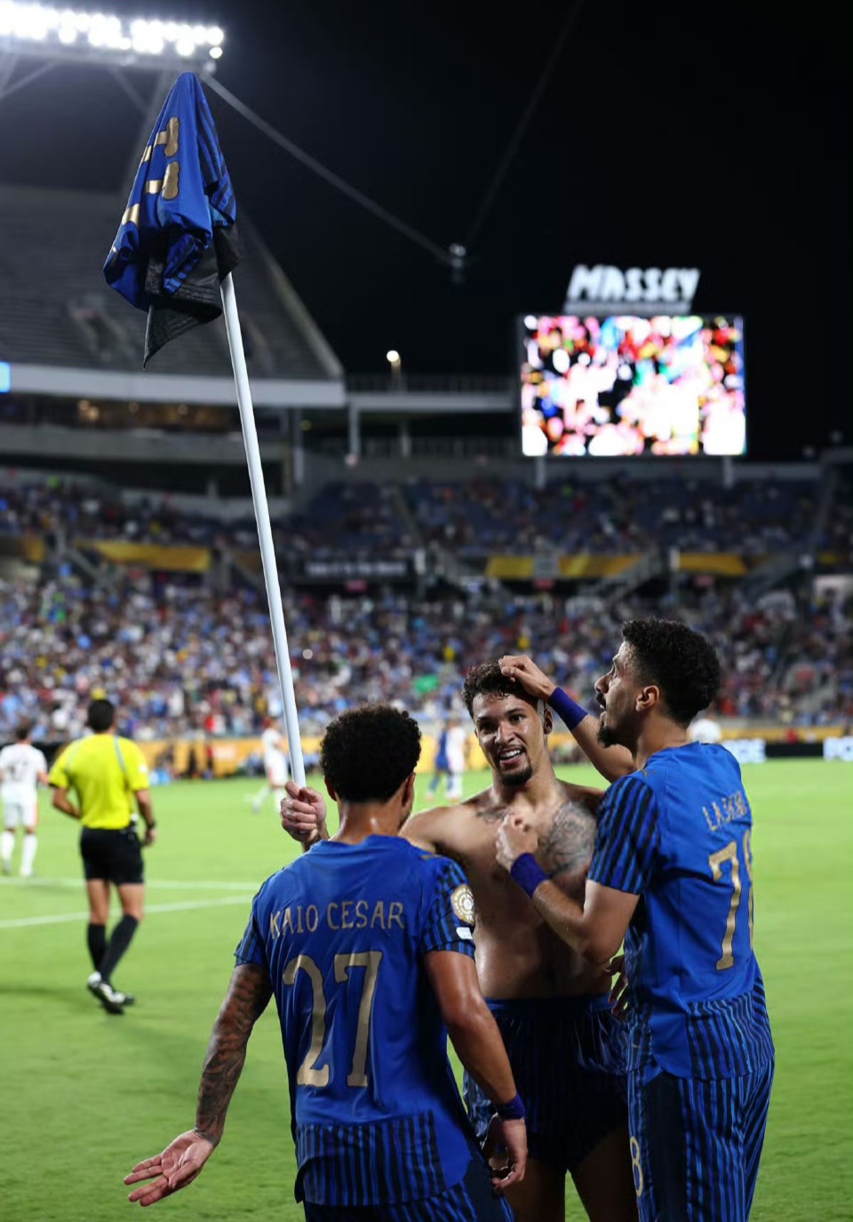 今晨社区盾焦点战；葡萄牙体育外线爆发；媒体盛赞；赛程密集仍需轮换的简单介绍