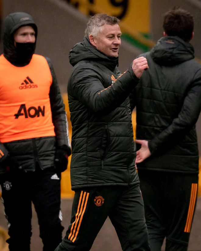 瓦伦西亚迎欧联关键赛，赛前调整名单，赛场秩序良好，控场能力受关注的简单介绍