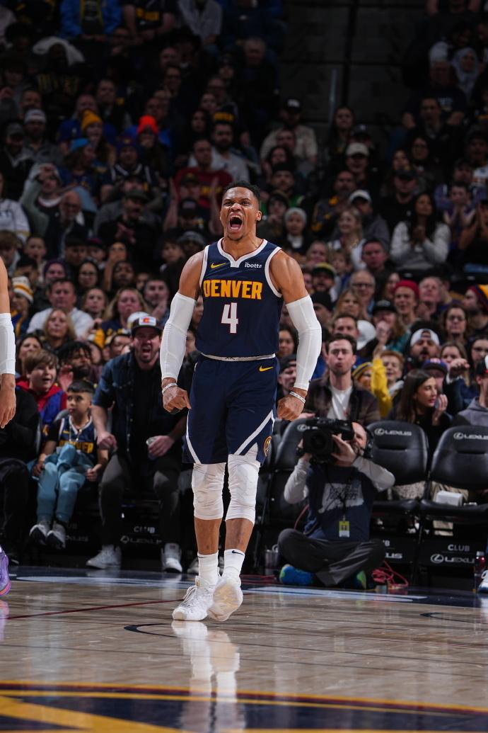 加时末段NBA常规赛焦点战，里昂完成体检，信心回归，控场能力受关注的简单介绍