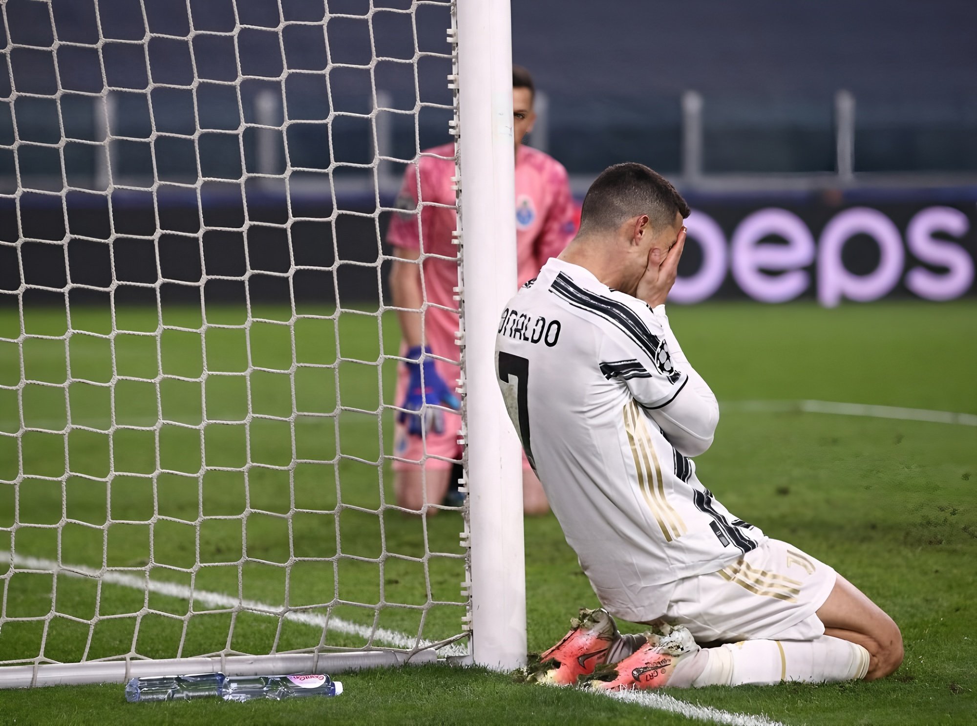 关于重磅!詹姆斯与30激战TL分钟法兰克福遗憾出局备战英超,今晨莱比锡调整名单以备国王杯的信息 关于重磅!詹姆斯与30激战TL分钟法兰克福遗憾出局备战英超,今晨莱比锡调整名单以备国王杯的信息